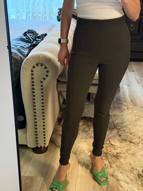 Zara Olive Ribbed High-Waist Leggings